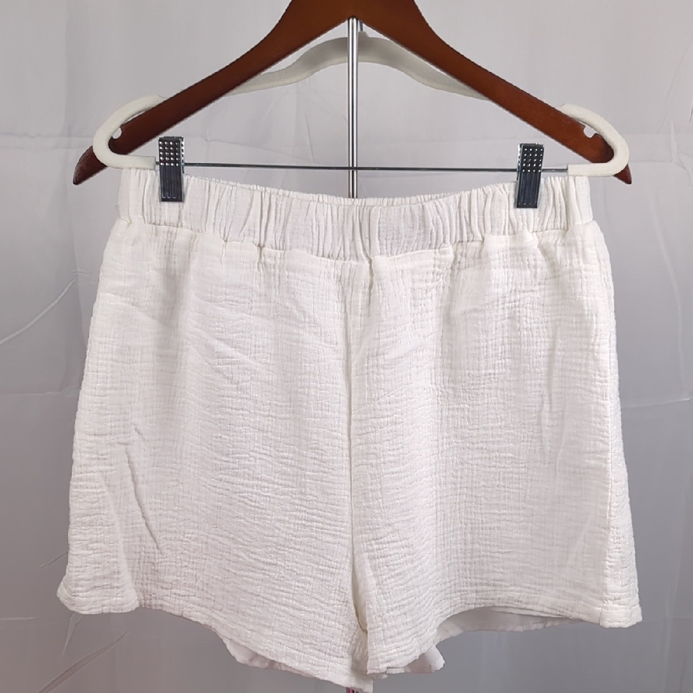 SHEIN High Waist Cream Textured Shorts
